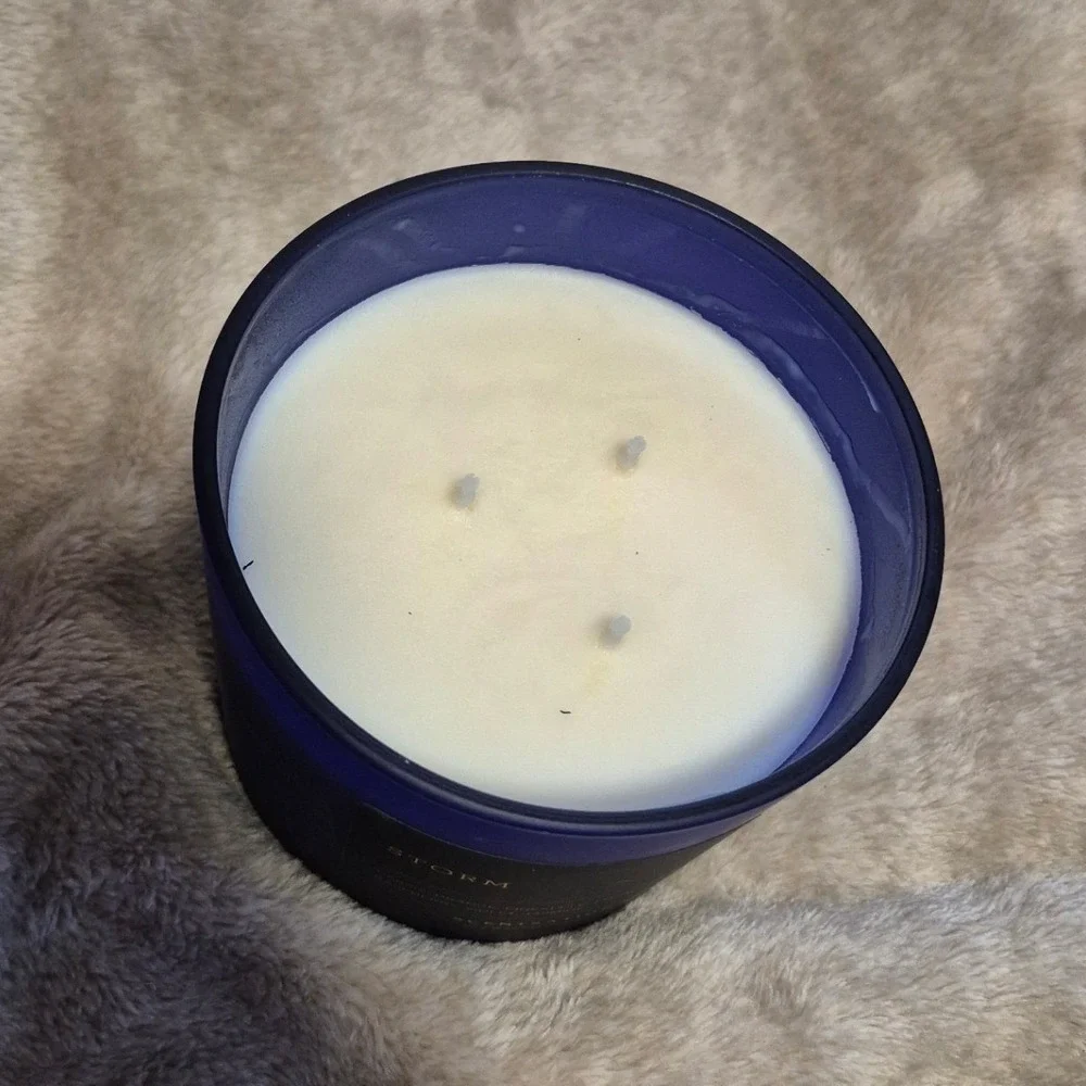 Scentsational Storm 3 Wick Soy Wax Blend Candle 26 oz Large Blue Jar